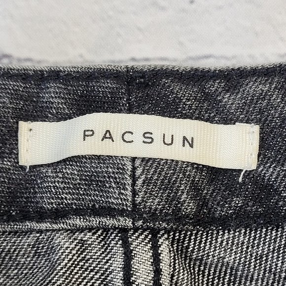 PacSun Woman’s washed out black mom jeans high rise size 30 - Picture 10 of 12